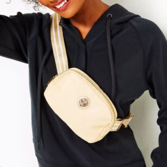 Lilly Pulitzer Handbags - COPY - NWT Lilly Pulitzer Jeanie Belt Bag